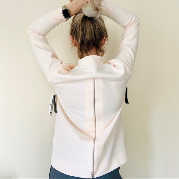 NEW Nike Dri-fit UV top sweatshirt - Picture 2 of 7